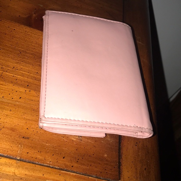 Wallet - Picture 2 of 6